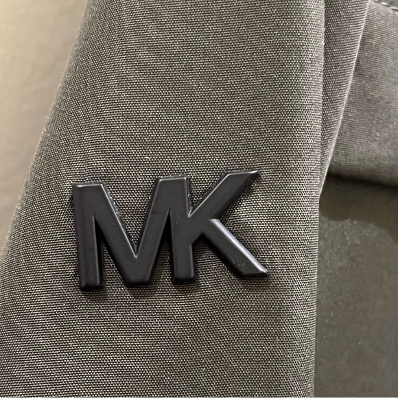 Michael Kors raincoat / jacket EUC - Picture 5 of 9